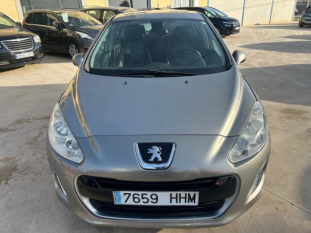 PEUGEOT 308 ACTIVE 1.6 AUTO SPANISH LHD IN SPAIN 112000 MILES SUPERB 2011